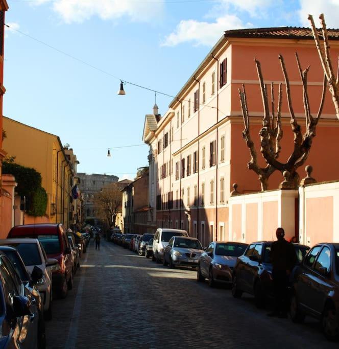 Colosseo Vintage Apartment โรม ภายนอก รูปภาพ